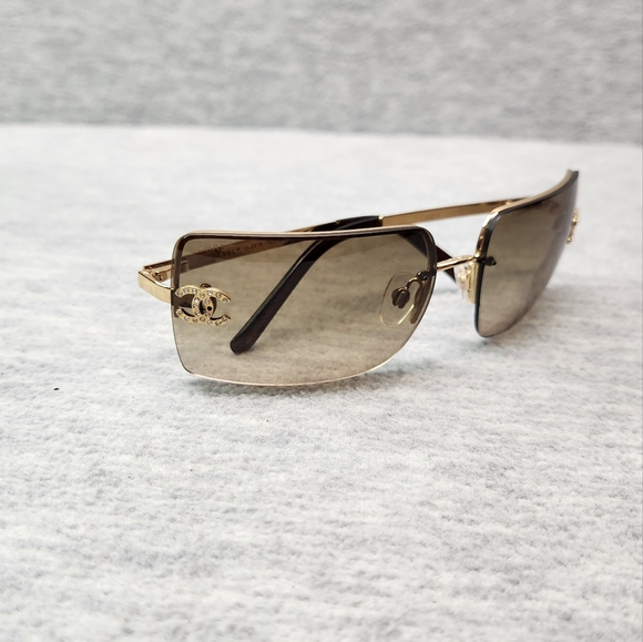 Vintage Authentic Chanel Rhinestone CC Rimless Gradient Gold Sunglasses 4092B - Picture 12 of 15